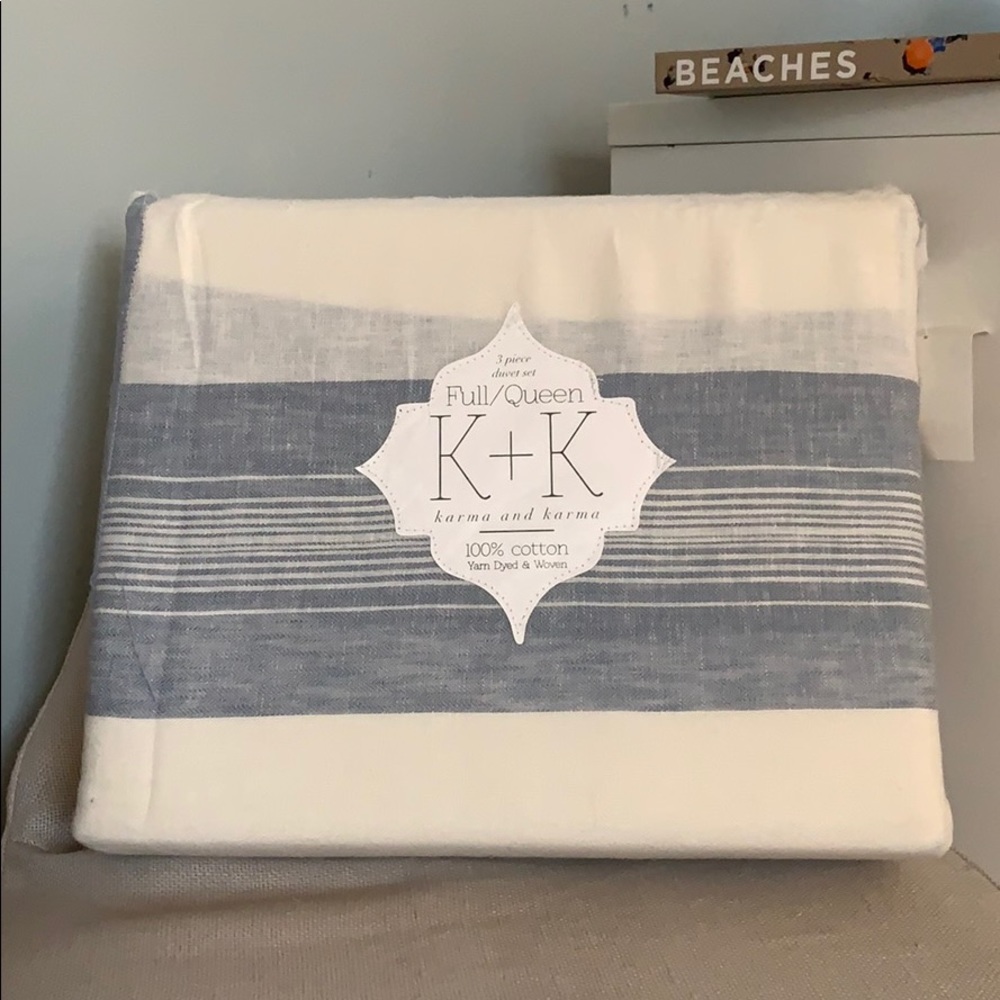 chambray-striped queen/full duvet set